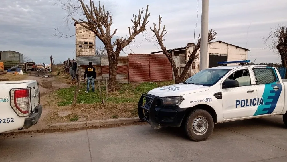 Por unas amenazas allanaron un domicilio y encontraron una moto robada